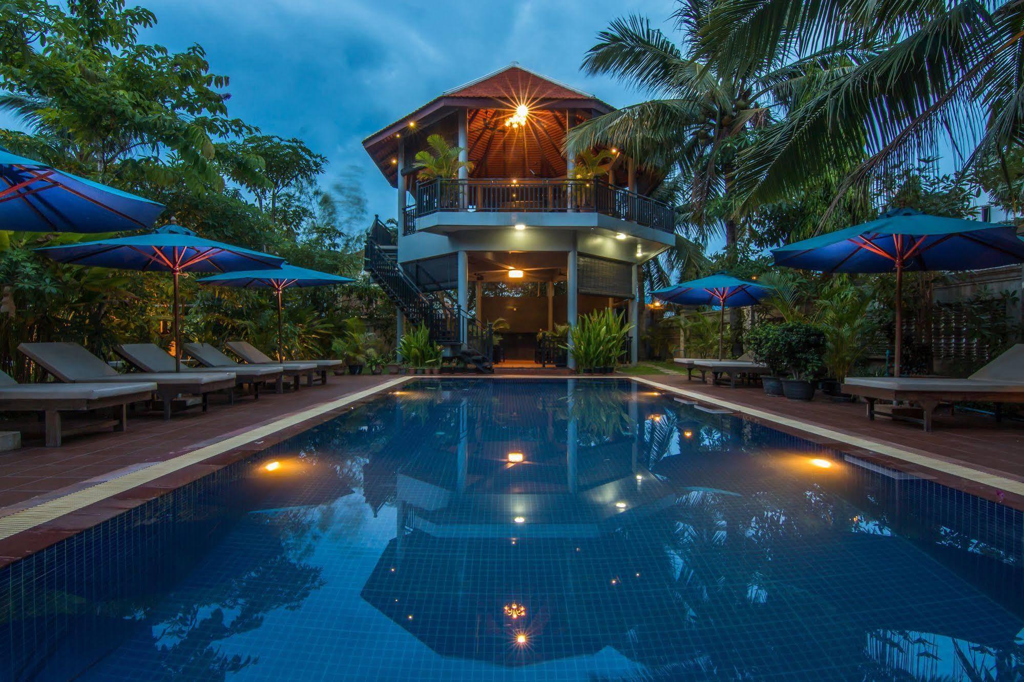 Reveal Angkor Hotel Siem Reap Exterior photo