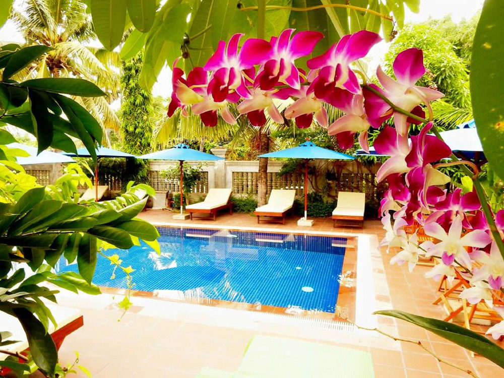 Reveal Angkor Hotel Siem Reap Exterior photo
