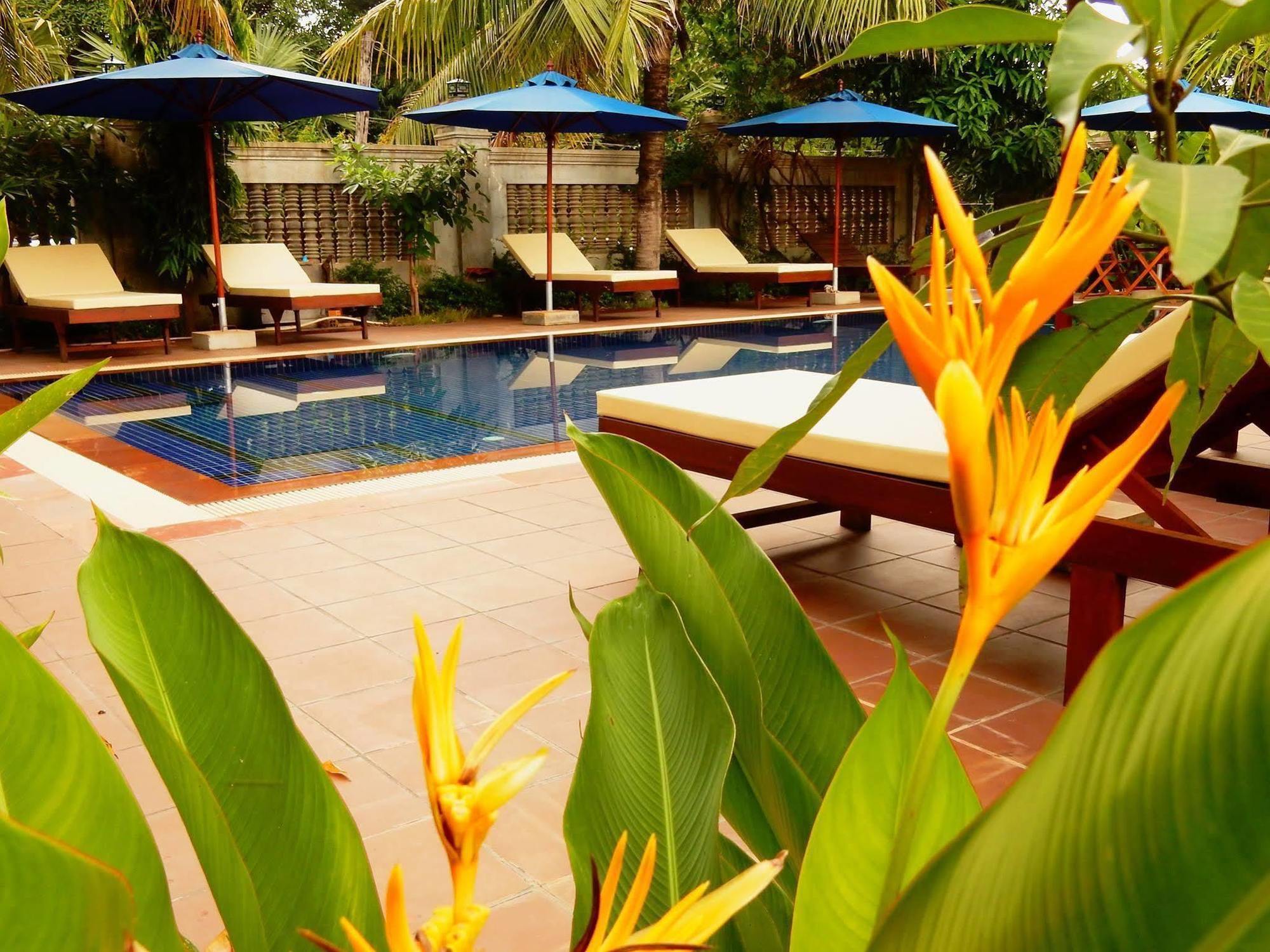 Reveal Angkor Hotel Siem Reap Exterior photo